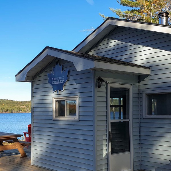 Canada dream vacation right on the lake in the popular province of Nova Scotia