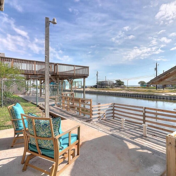 Canal Front Beach House with Laguna Madre Views. Flour Bluff, Corpus Christi.