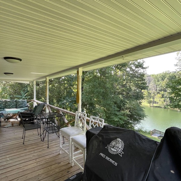 Caney Fork River Cottage. Sparta, TN. Fall Creek Falls, Kayaking, Fishing, Relax