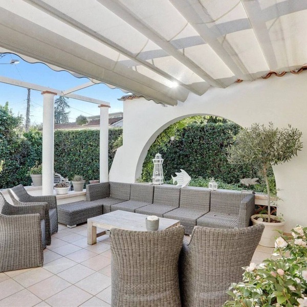 Cap d'Antibes Charming cabanon with swimming pool