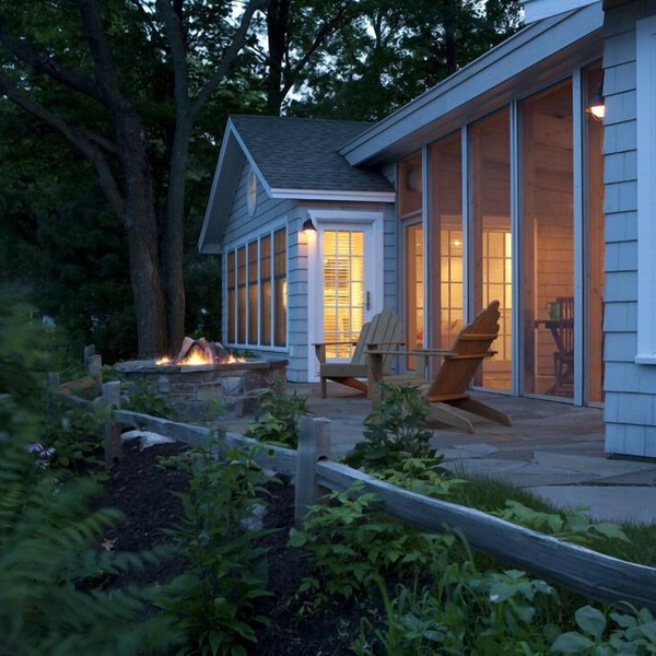 Cape Cod Meets Up North in this Gull Lake Retreat