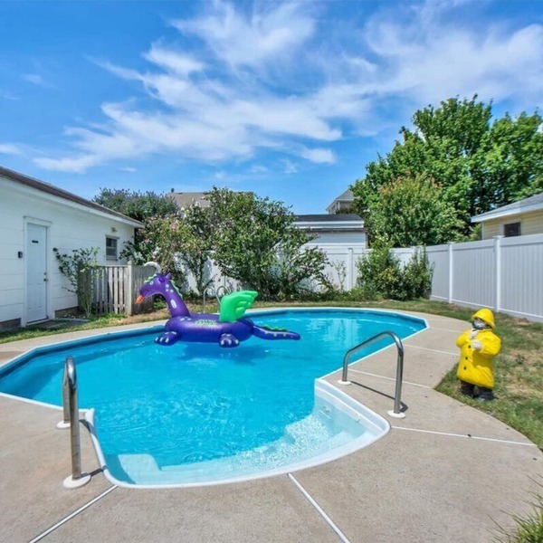 Cape Escape with a Pool! Bookings available for 2026 now!