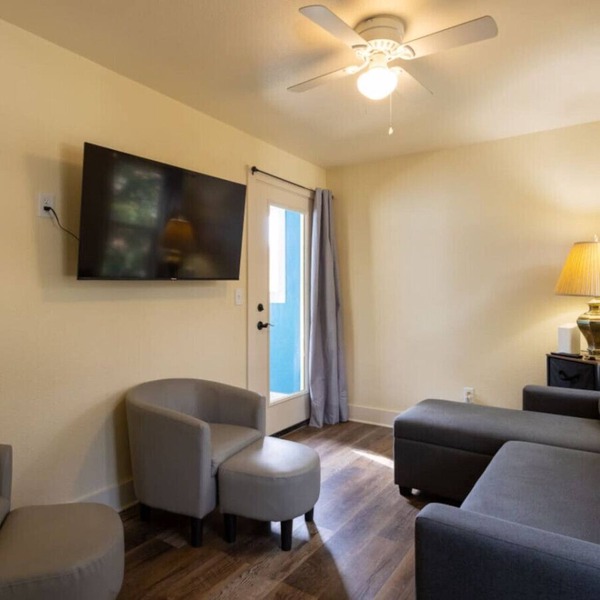 Capistrano 1BR | Private Balcony