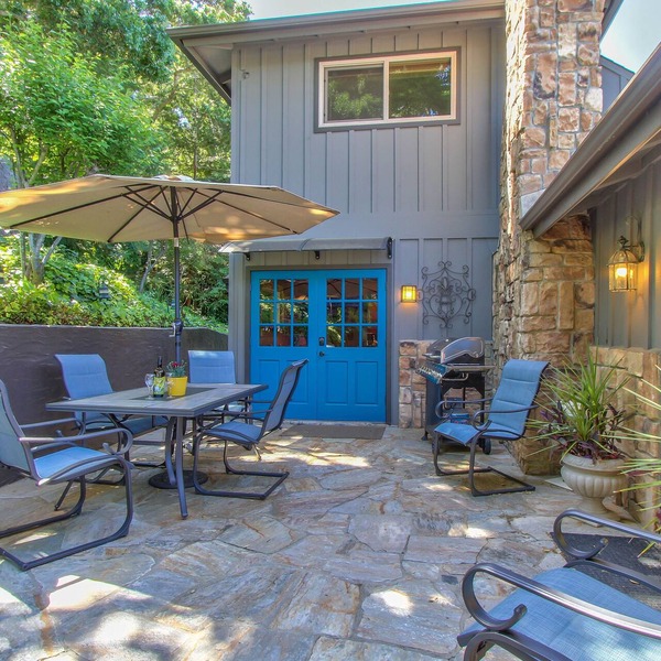 Carmel Valley Village, Close to Carmel, Laguna Seca, Monterey, Pebble Beach.