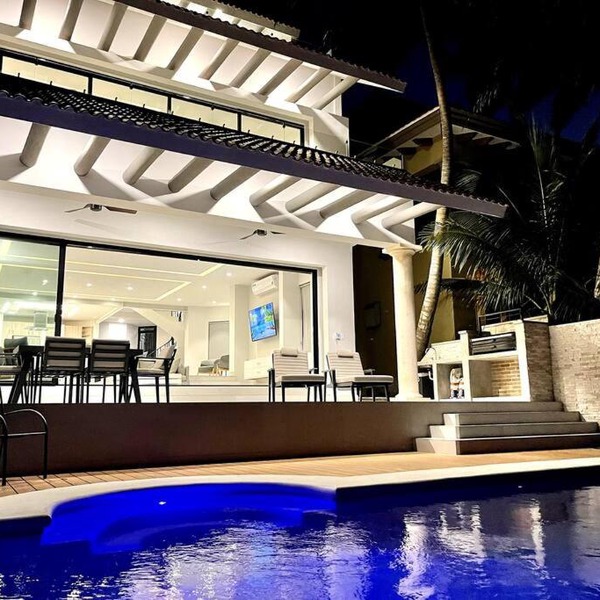 Casa F