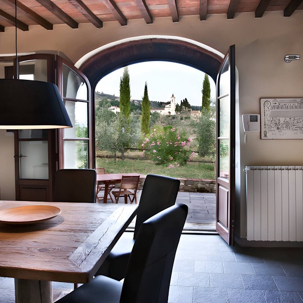 Casa Leonardo Flat – Vacation Home with Pool in Vinci, Near Florence