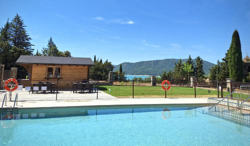 Casas Pirineo, Ainsa
