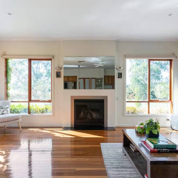 Cascade Cottage: Spacious Family Retreat in Keysborough Garden Parking Sleeps 8