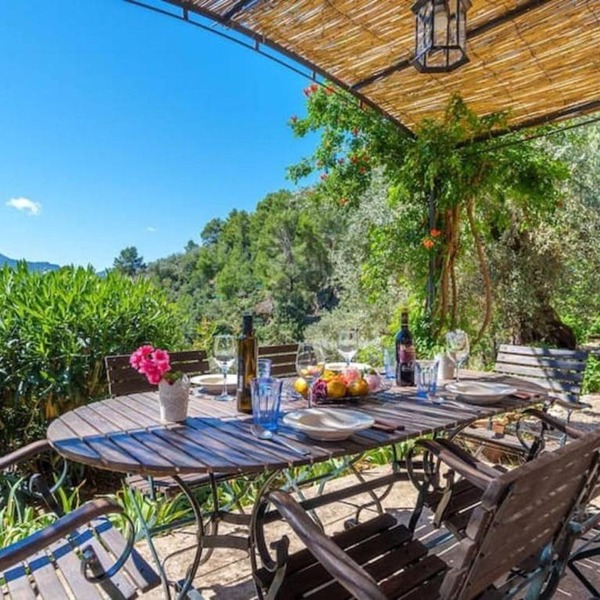 Casita de Montaña cerca del mar