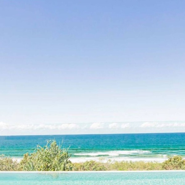 Castaways Beach Escape - 6 Bedroom