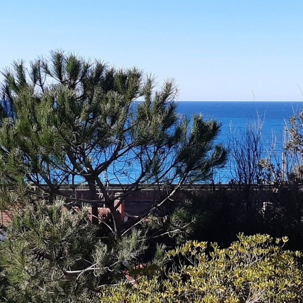 Castiglioncello Baia del Quercetano, the sea in the eyes.