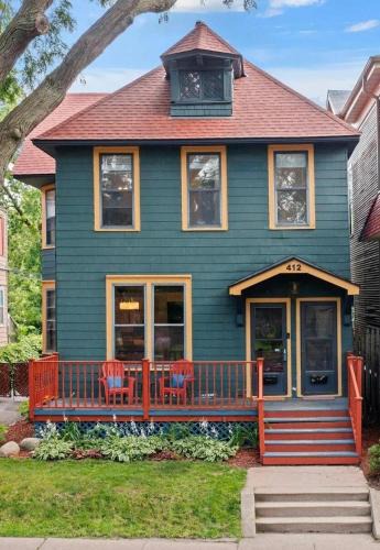 Cathedral Hill Charm