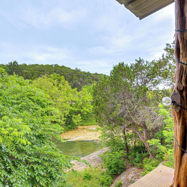 'cedar Falls Cabin 5': 1/2 Mile to Turner Falls