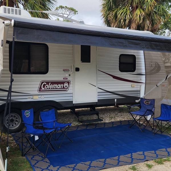 Cedar Island Canal Front Cute RV with Boat Slip, Fishing, Scalloping & Crabbing
