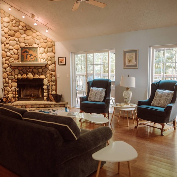 Cedar Point Cottage- Perfect Lake Michigan Retreat