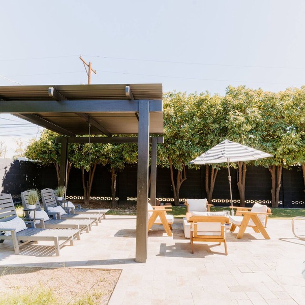 Central Arcadia Avenue by HomeSlice Stays!