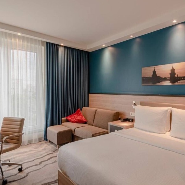 Central Berlin Escape Near Neues Museum - 0.9 mile away | 2 City View Rooms!