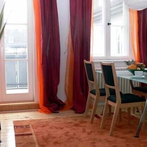 Central location, sunny, quiet, balcony, nearby Bus, S-railway station Friedenau