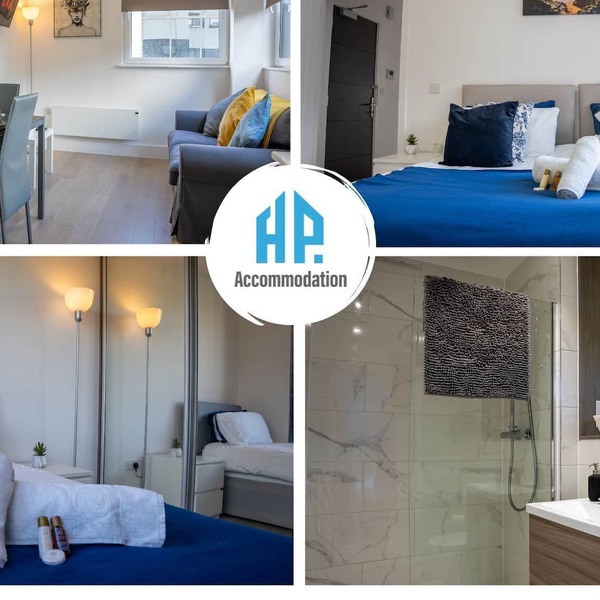 Central Two Bed, Two Bath Apartment | Free Parking