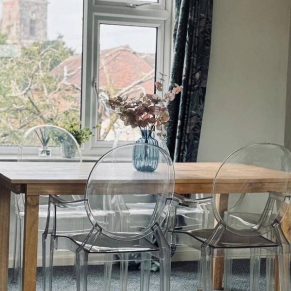 Central Upton Upon Severn 2 bedroom property sleeps 6