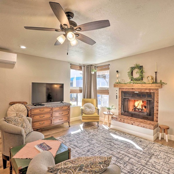 Central Williams Studio w/Fireplace: on Route 66!