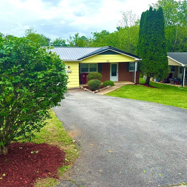 Centralized Modern Home in Johnson City