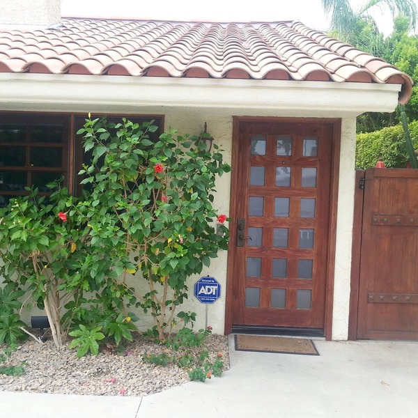 Centrally Located Bungalow in the Warm Sands Desert Paradise