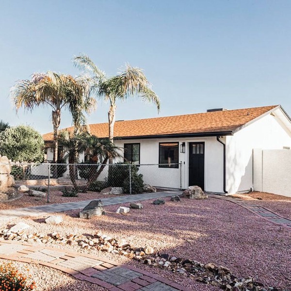 Centrally located cozy Studio in peaceful neighborhood!