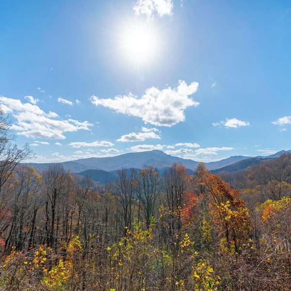 Chalakee Lodge CB-2- Mountain View, Gated Resort, Indoor/Outdoor Pools & Hot Tub