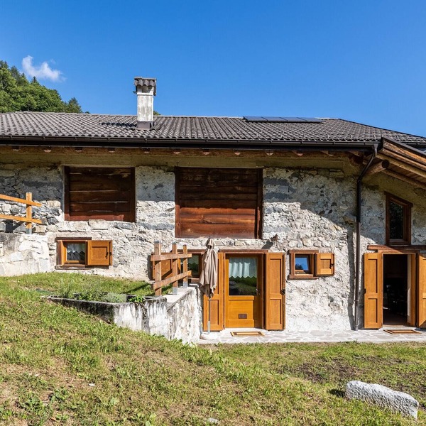 Chalet 'Baita Scraniga' with Mountain View and Private Garden 022199-AT-012528