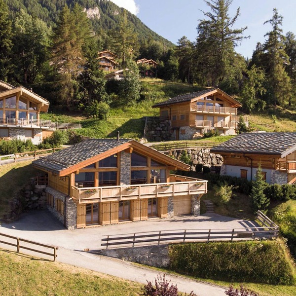 Chalet Flocon de Neige by Interhome