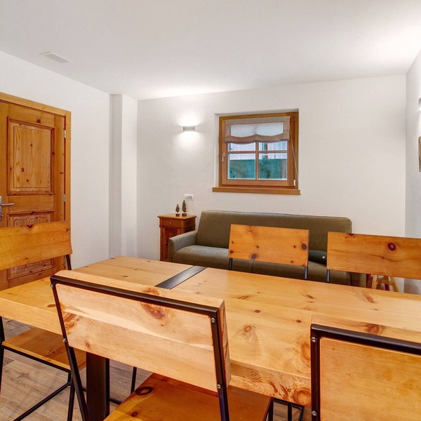 Chalet 'Pieri - Appartamento Bedogn' with Mountain View and Wi-Fi