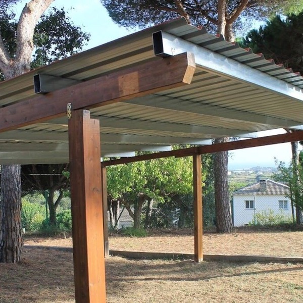 Chalet ten minutes from the beach, by car