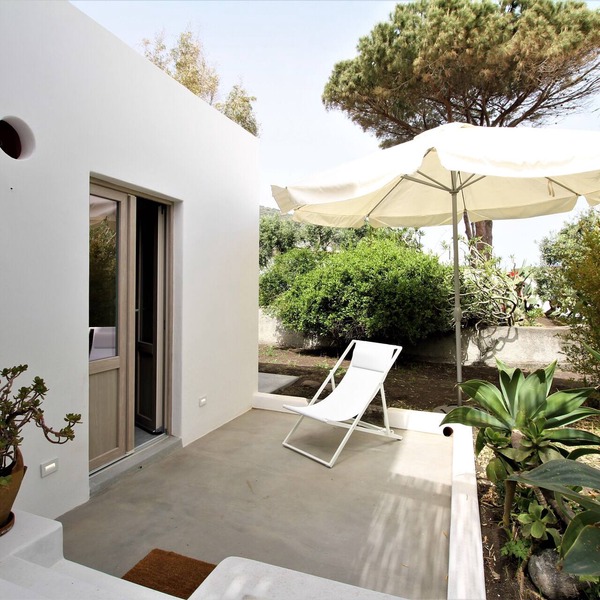 Charme and relax in the Aeolian paradise