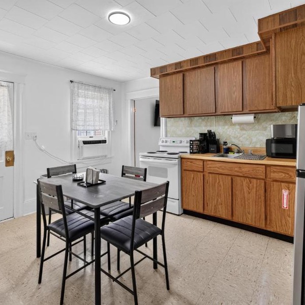 Charming 2-Bedroom, 1-Bath Getaway