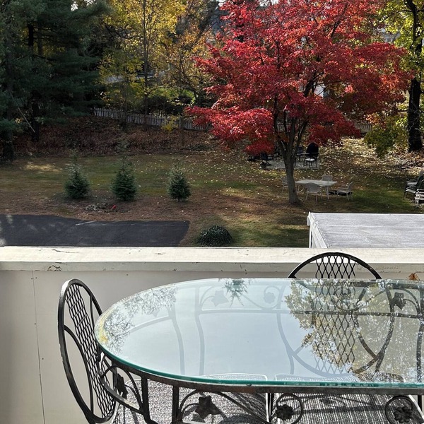 Charming 2-bedroom apartment with WiFi, AC in tranquil Morristown