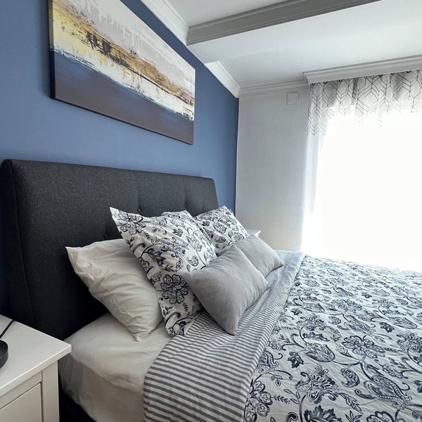 Charming 2-bedroom apartment with AC, WiFi in lovely Granada