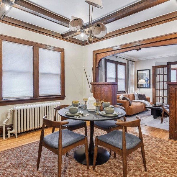 Charming 2-bedroom condo in wonderful Saint Paul with Balcony