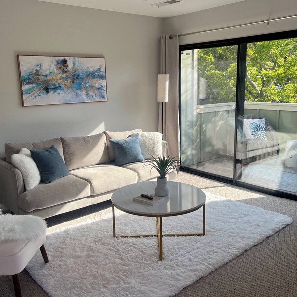 Charming 2-bedroom condo with AC, WiFi in amazing Sonoma
