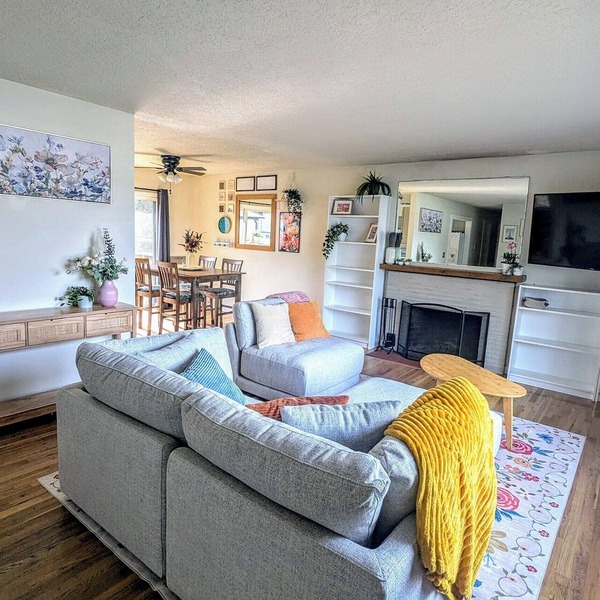 Charming 2-bedroom unit with WiFi, backyard in lovely Beaverton