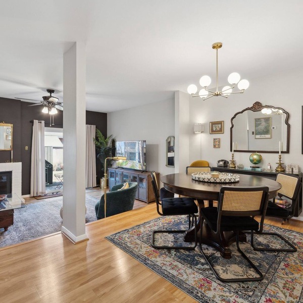 Charming 2-Bedroom Vintage Modern Condo in Midlothian with AC, Wi-Fi, Pool