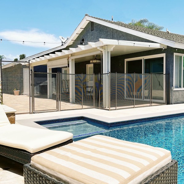 Charming 2bed 1bath Private pool self check-in Medical Center Downtwon Disney