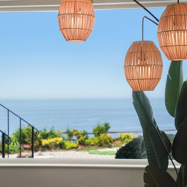 Charming 2BR Ocean Getaway in Pacifica