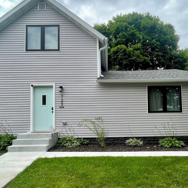 Charming 3-bedroom, 2 bathroom house with outdoor space in Winona