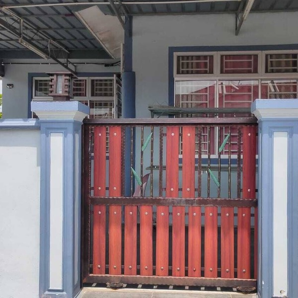 Charming 3-bedroom house in delightful Jitra with Aircond