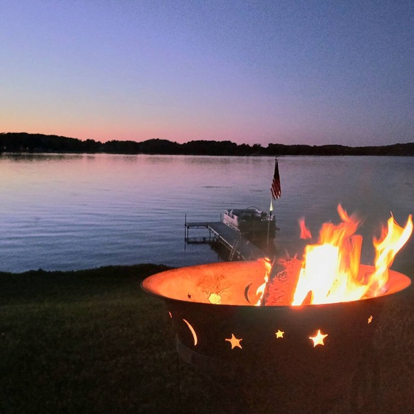 Charming 3 bedroom Lake Home on 1 acre is perfect for your family getaway!