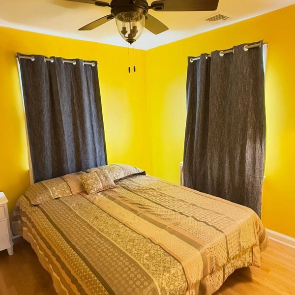 Charming 3-bedroom house with WiFi and AC in Perth Amboy