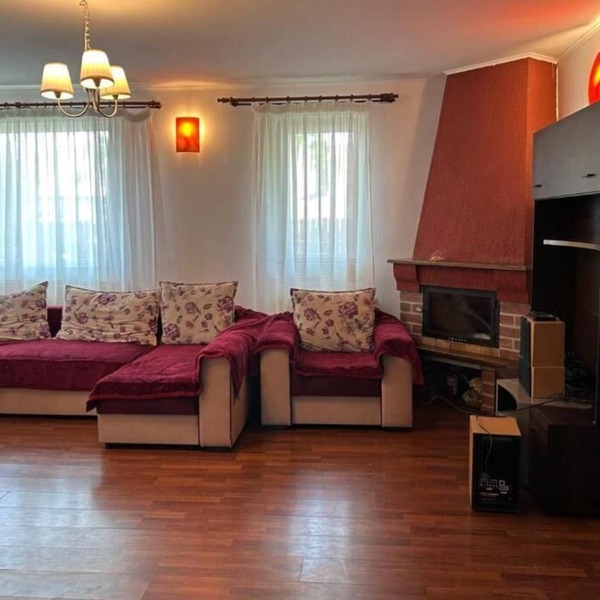 Charming 4-bedroom villa with WiFi and AC in tranquil Balotești, near the Therme