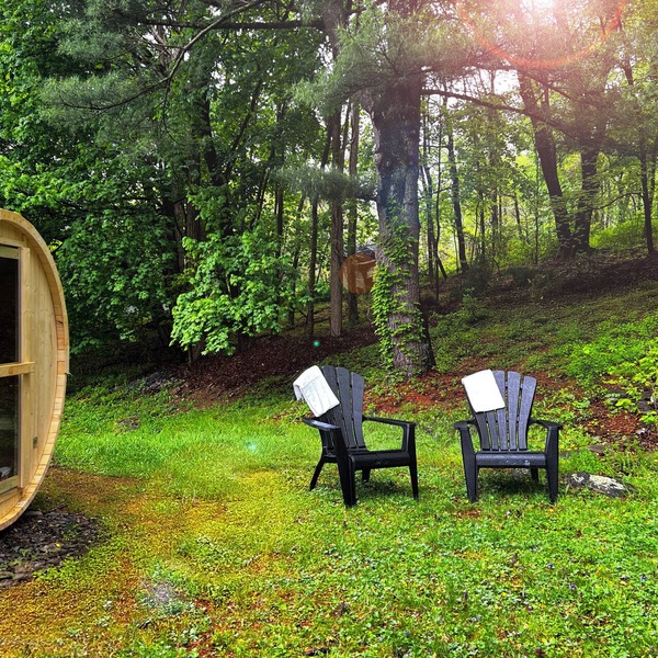 Charming 4-bedroom villa with Art, Sauna, Cold Plunge and Yoga in New Paltz
