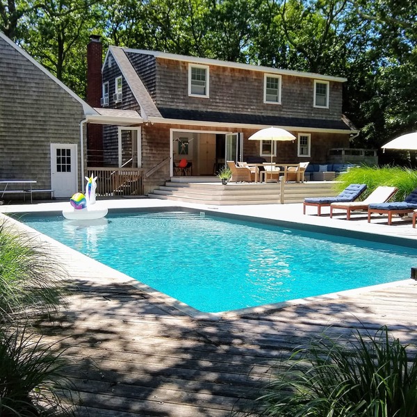 Charming 4B/3Bth East Hampton Shingled Classic With Pool: Perfect For Families
